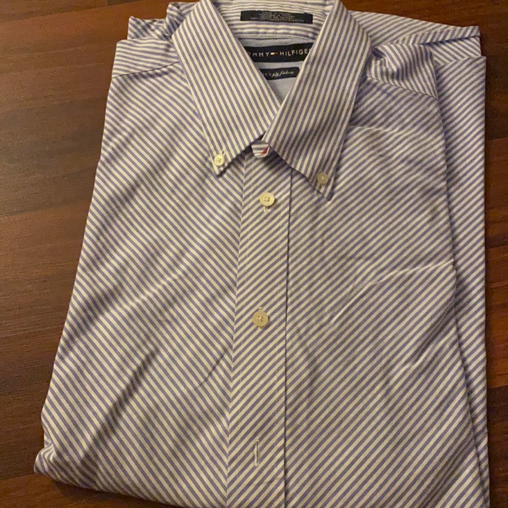 tommy Hilfiger button down shirt